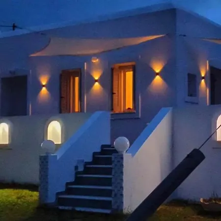 Apartamento Amazing House In Lefkes W/ Private Parking