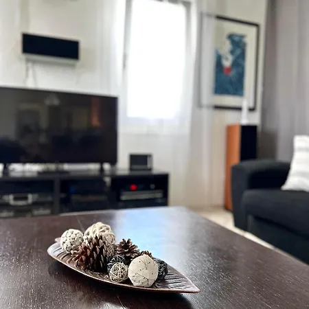 Apartamento Amazing House In Lefkes W/ Private Parking *