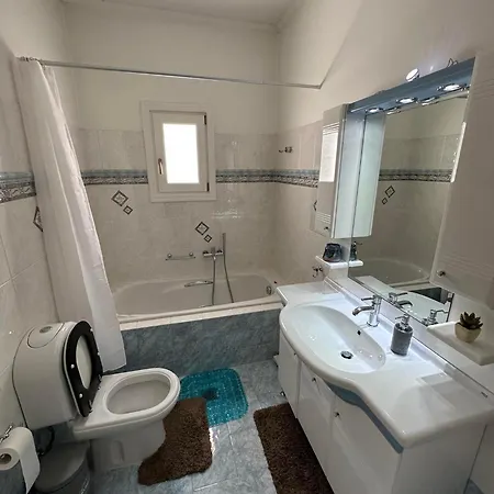 Apartament Amazing House In Lefkes W/ Private Parking